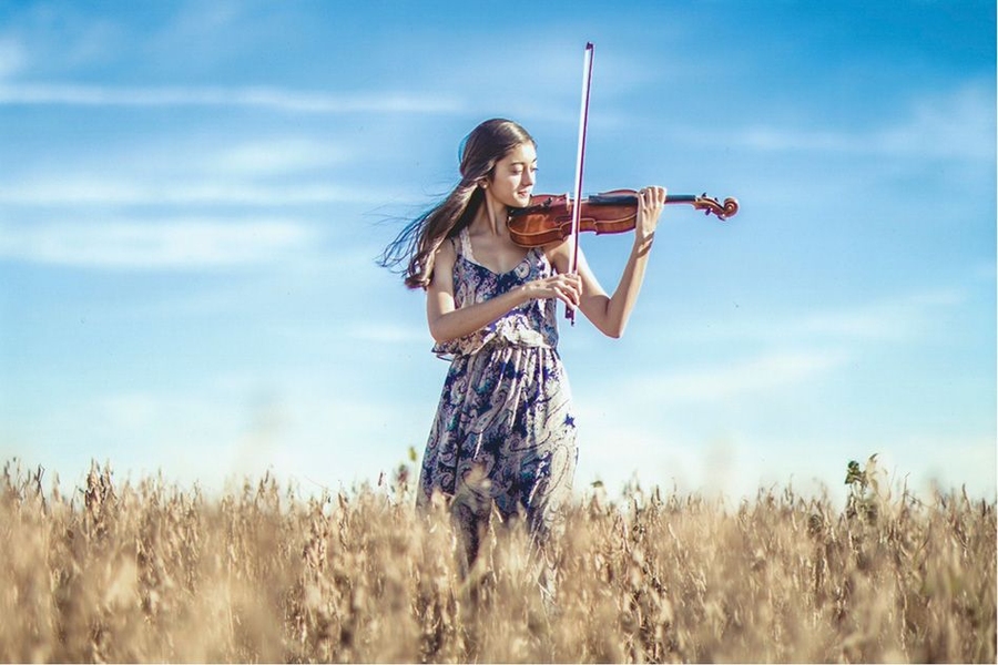 Anjali started learning violin when she was just three years old. Sophomore year at MIT was the first time Anjali studied music academically, and she enjoyed it enough for it to lead to seven subsequent music classes, a music minor, and a research paper about jazz music published in an online journal. 
