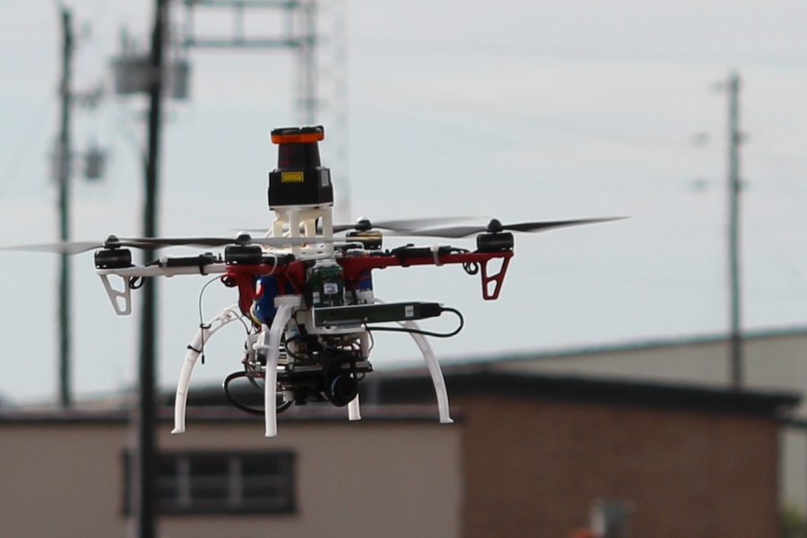 CSAIL's NanoMap system allows drones to fly in congested environments such as forests. 