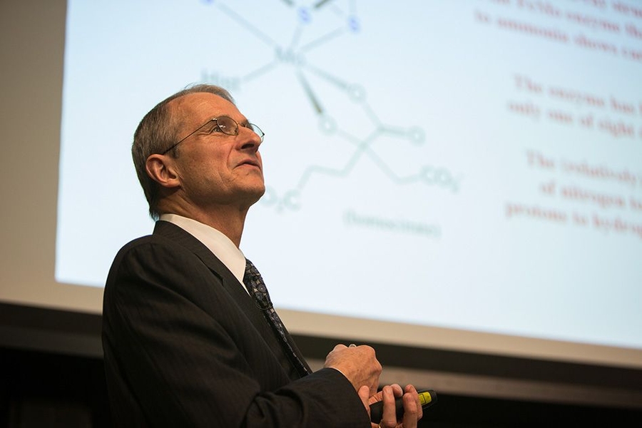 MIT professor of chemistry Richard Schrock delivers the annual Killian Lecture.

