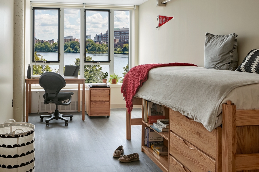 The renovation of New House retained the bed count of the residence with single- and double-occupancy rooms.