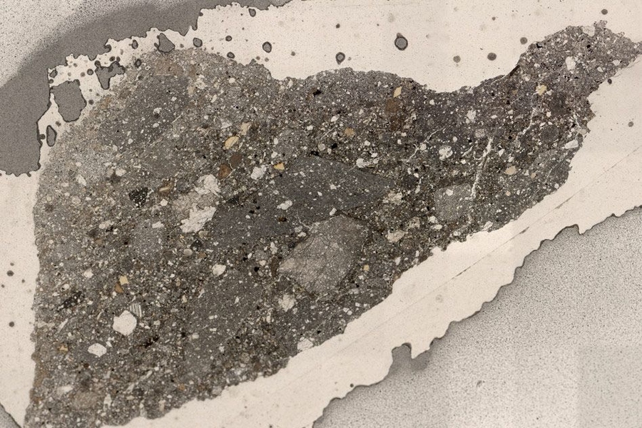  A photomosaic of one of the thin sections of the Apollo 14 lunar soil currently being analyzed by MIT Professor Timothy Grove and his colleagues.