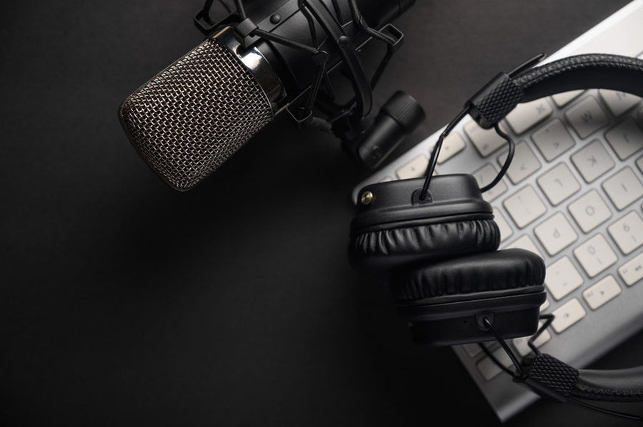headphones-microphone-keyboard