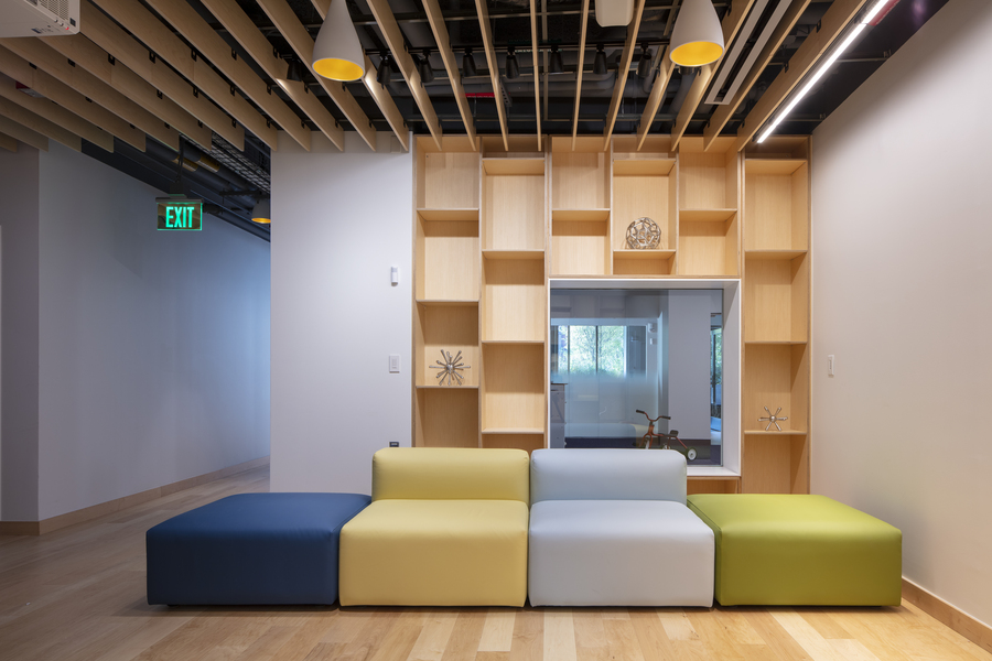 Photo of the Lobby area at TCC Kendall