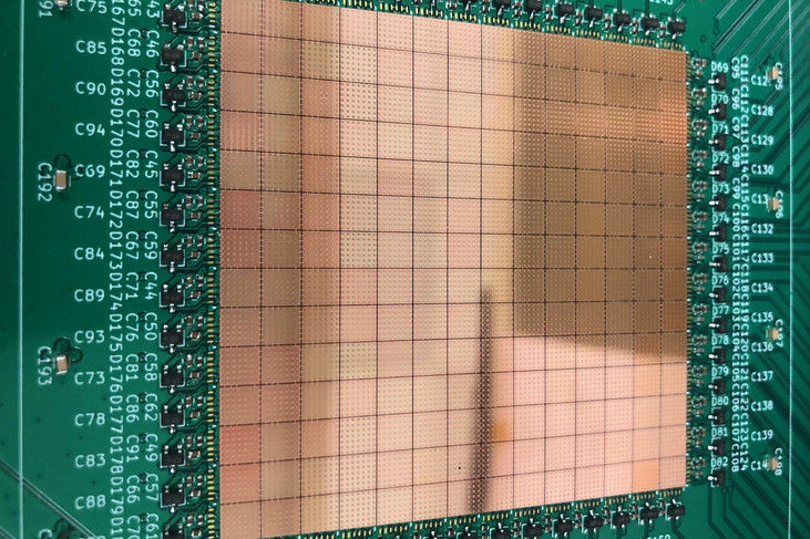 a close-up image of the Terahertz chip 