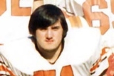 Center Walt Crosby