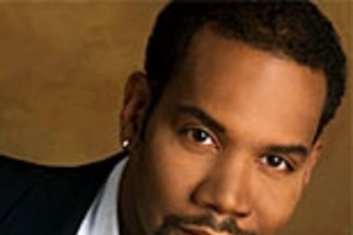 Darius de Haas performs March 20 at MIT.