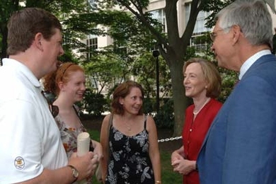 Freshman Emily Prentice, mom Diane and dad (far left) Bill, from Vienna, Va. greet President Susan Hockfield and husband Dr. Thomas Byrne in receiving line after Convocation Sunday, Aug. 26 on Killian Court. <a onclick="MM_openBrWindow('convoc-1-enlarged.html','','width=509, height=583')">
<span onmouseover="this.className='cursorChange';">Open image gallery</span>
</a>
<noscript> <a href="conv...