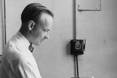Robert E. Ogilvie