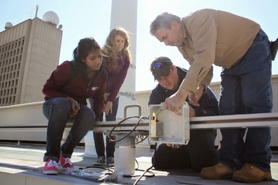 Civil and Environmental Engineering class installs CLARITY air quality sensors 