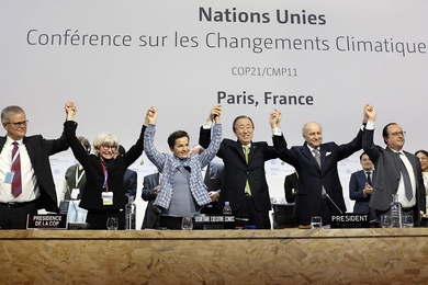 An MIT study estimates the impact of a trade war between the U.S. and the rest of world when the U.S. alone does not comply with the Paris Agreement. The aim of such a trade war would be to compel the U.S. to meet its Paris pledge. 